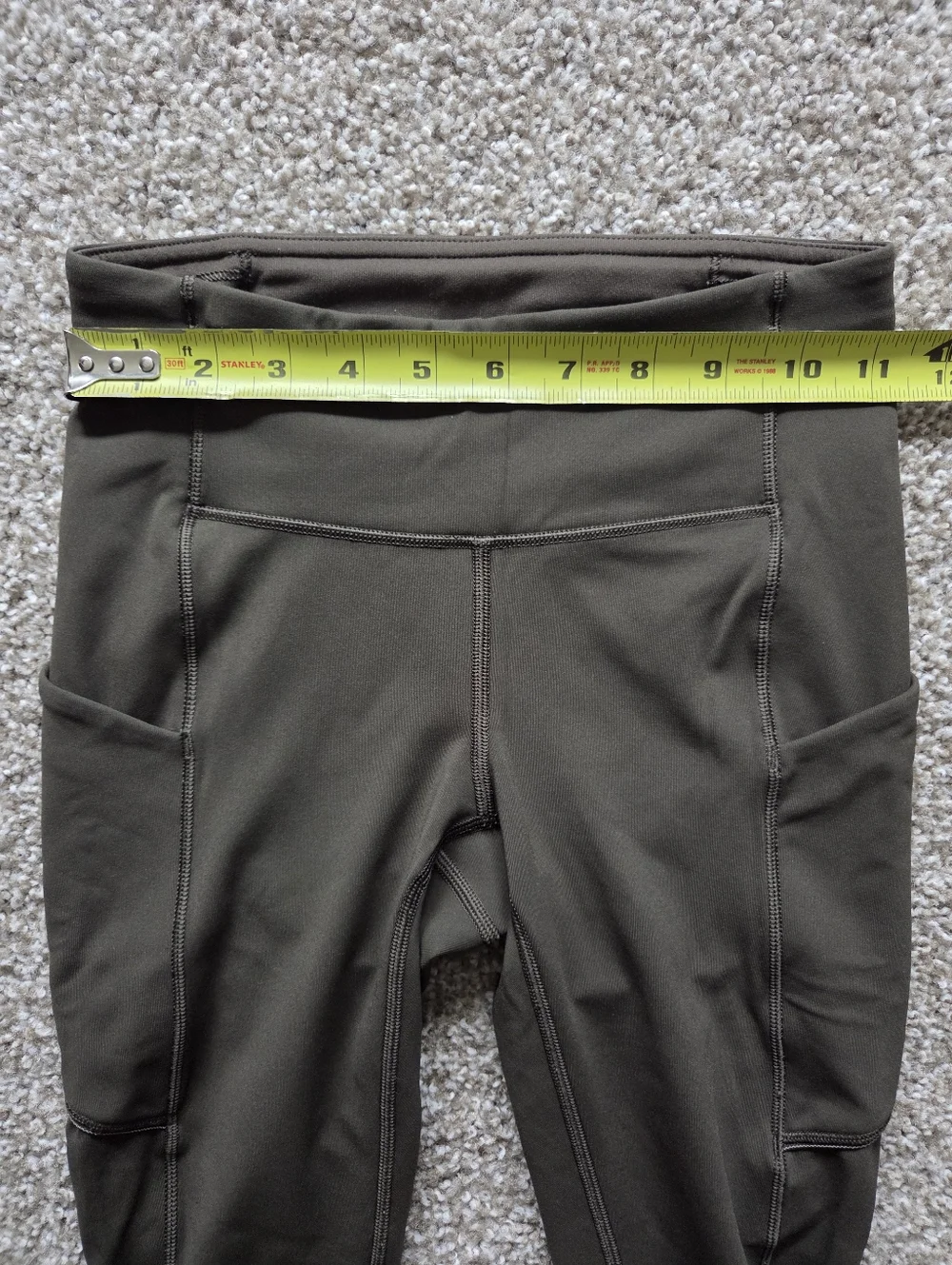 Lululemon Speed Up Tight Size 2 DWR 27